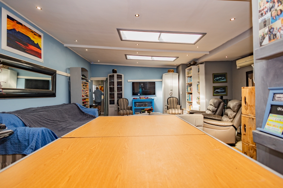 13 Bedroom Property for Sale in Sunset Beach Western Cape